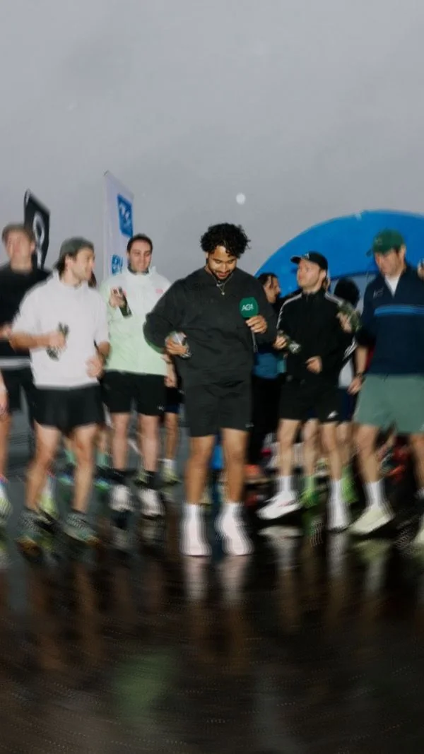 Edry running with the crew